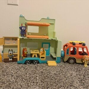 Bluey Caravan Playset